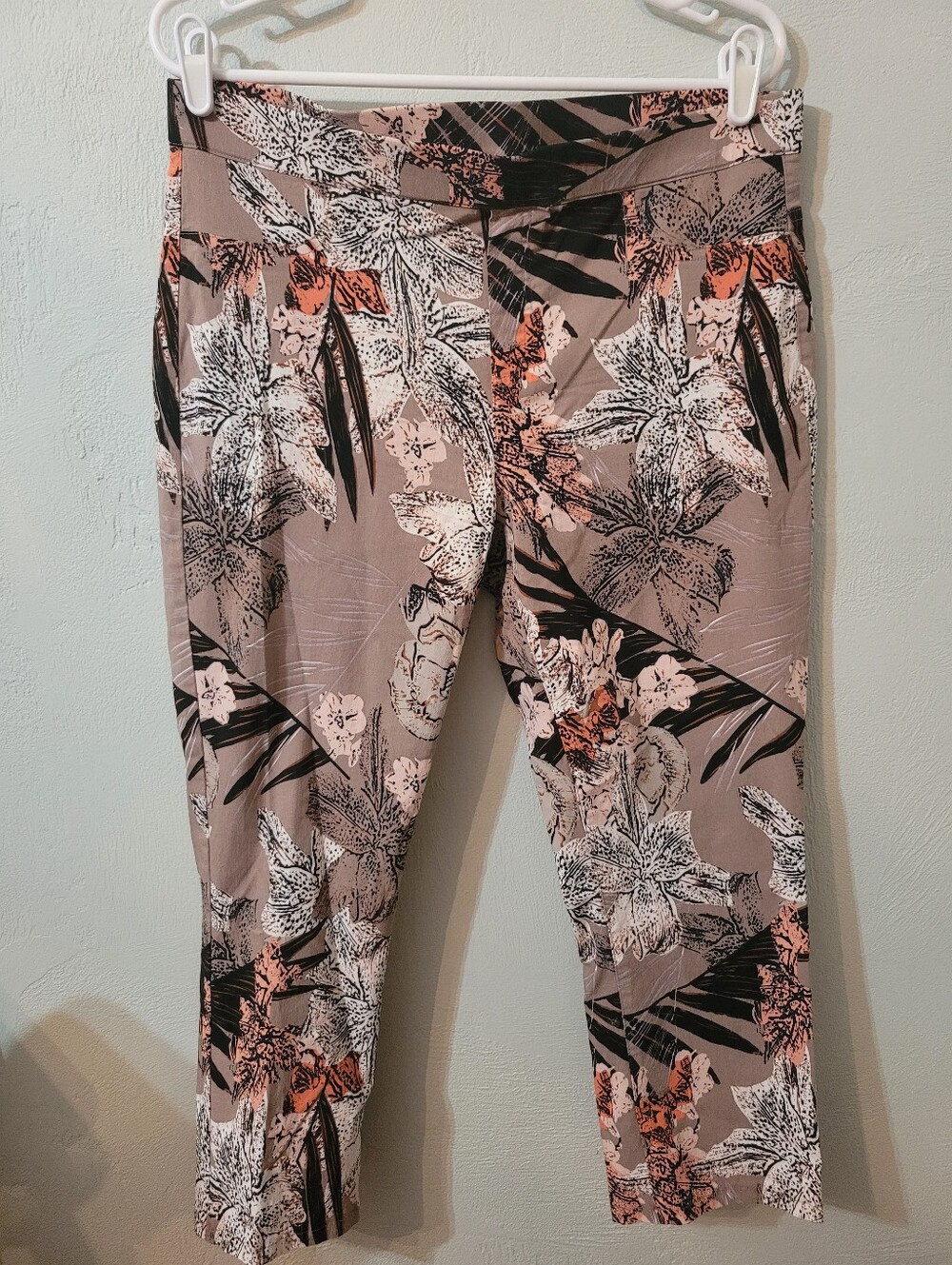 Jules&Leopold Unique Design Cropped Stylish Pants Size Large!
